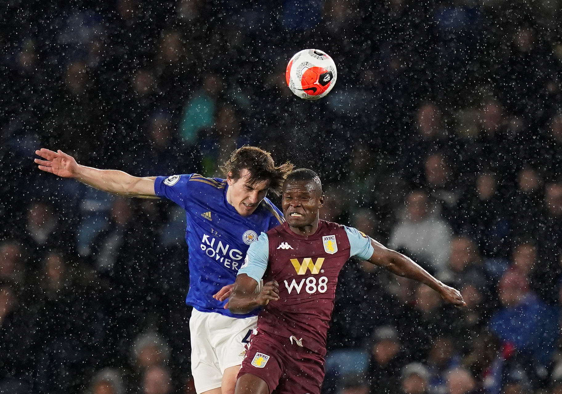 巴萨在中后 巴萨在中后