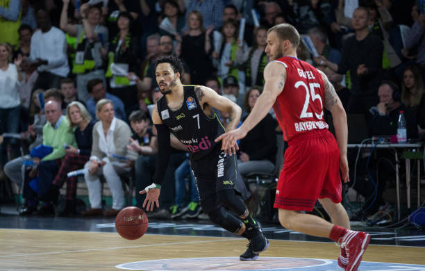 令球迷略感 令球迷略感